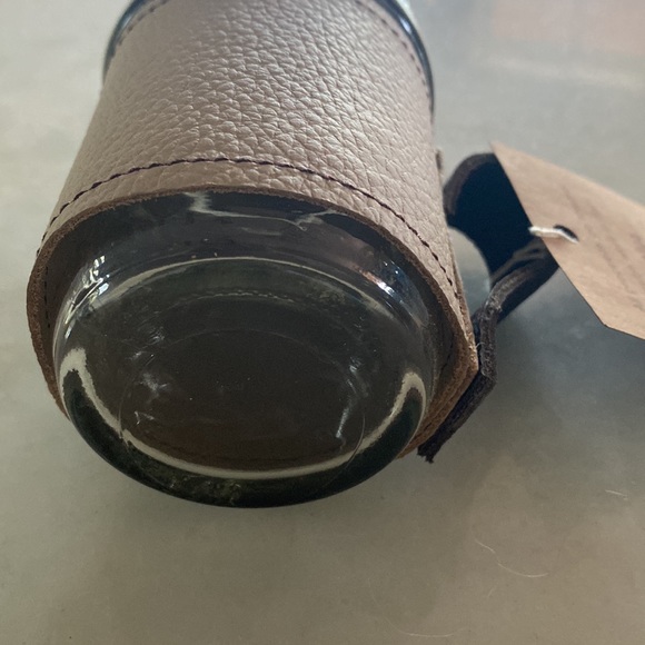 Mug and holder - Picture 4 of 9